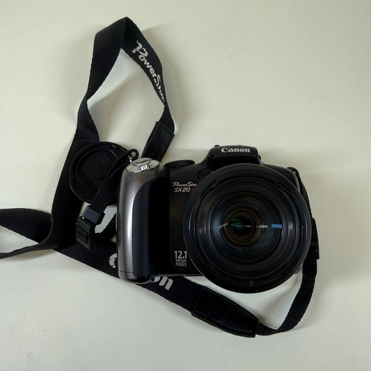 Canon PowerShot SX20 IS 12.1MP Optical Zoom Camera